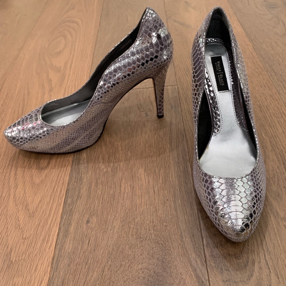 WH/BM Silver snake-print platform pumps- Size 8